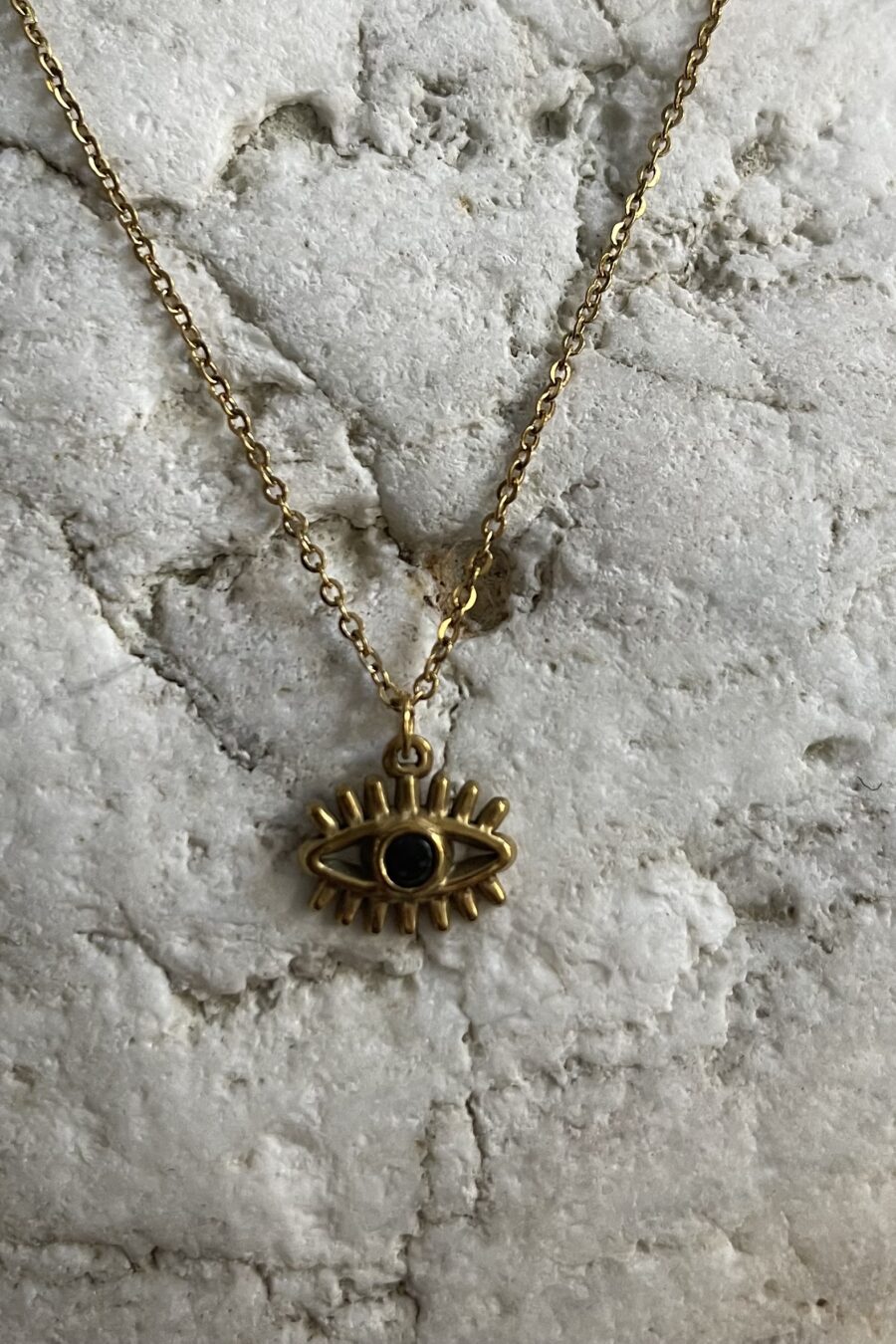 ατσάλινο κολιέ σε σχήμα μάτι