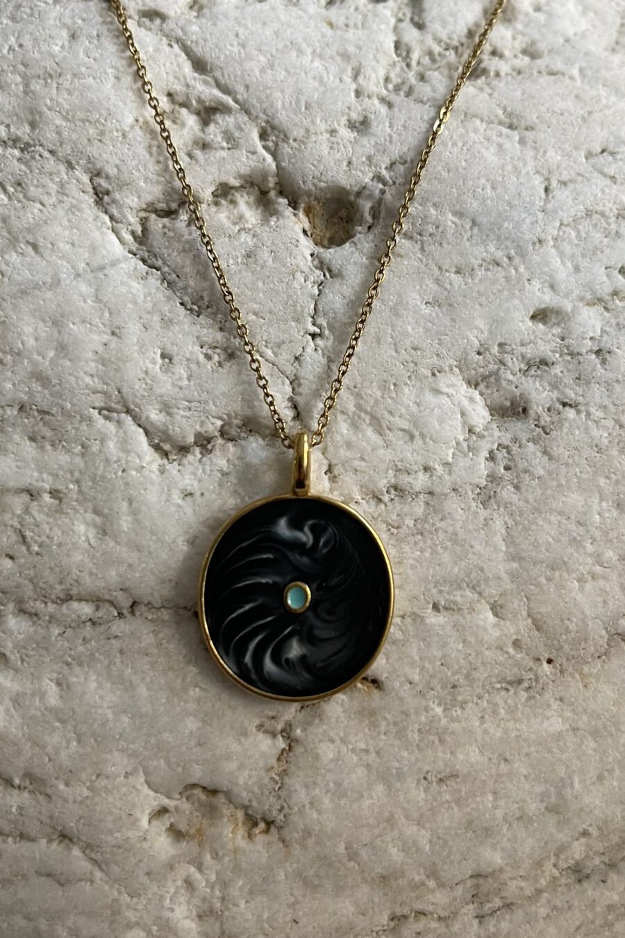 ατσάλινο κολιέ