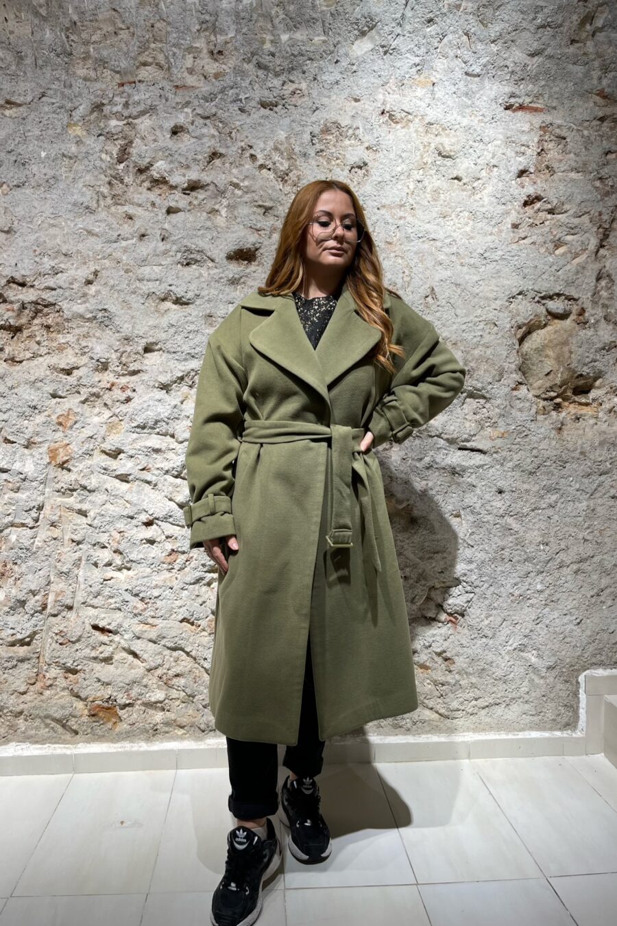 Παλτό μεσάτο με ζώνη