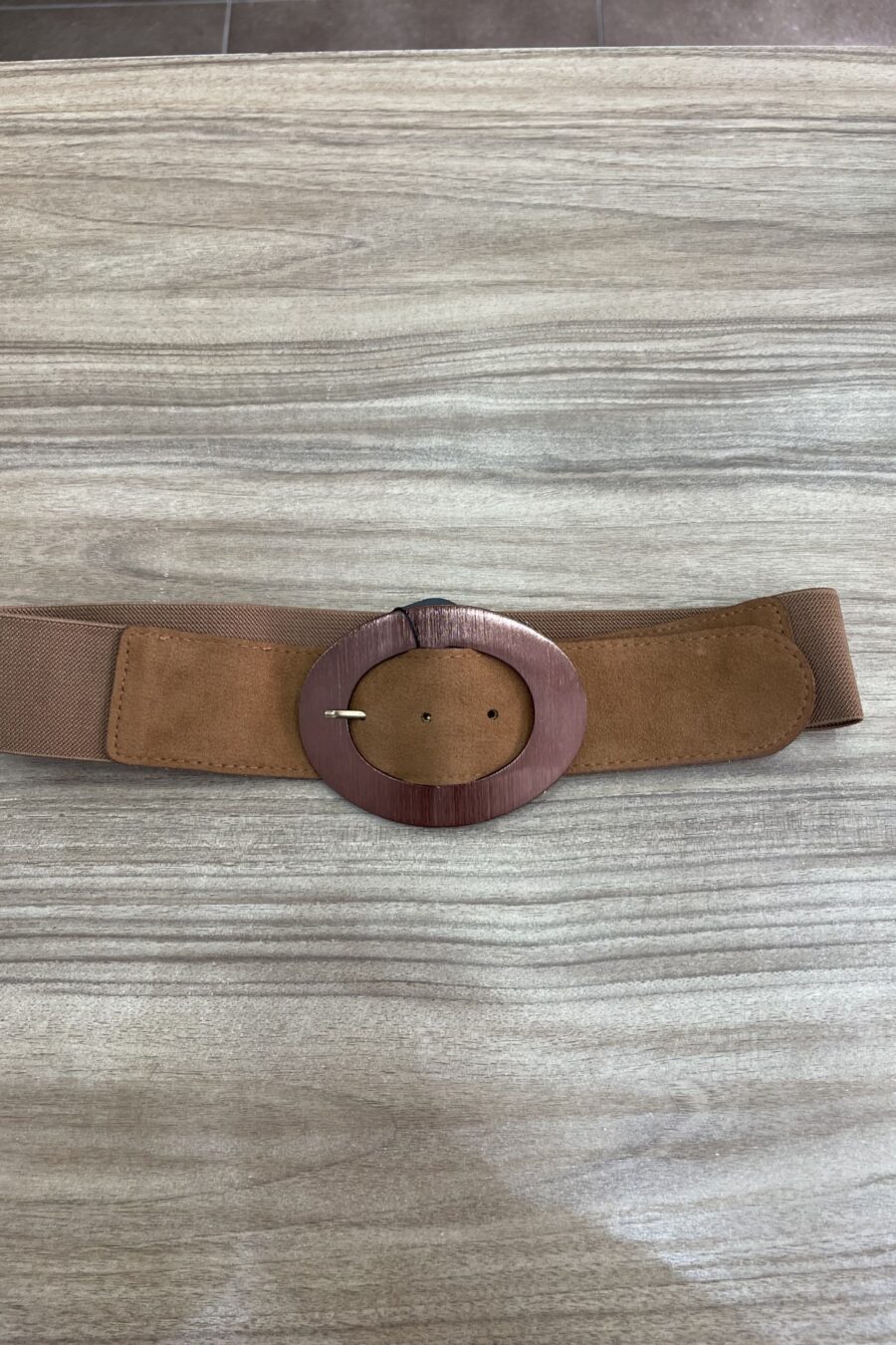 Ζώνη ελαστική με οβάλ γυαλιστερή αγκράφα