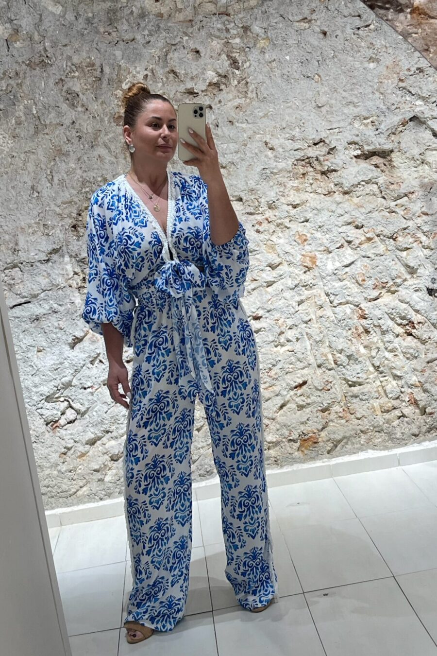 Παντελόνα ψηλόμεση εμπριμέ με κρόσσια στα πλάγια We Coss - 1001