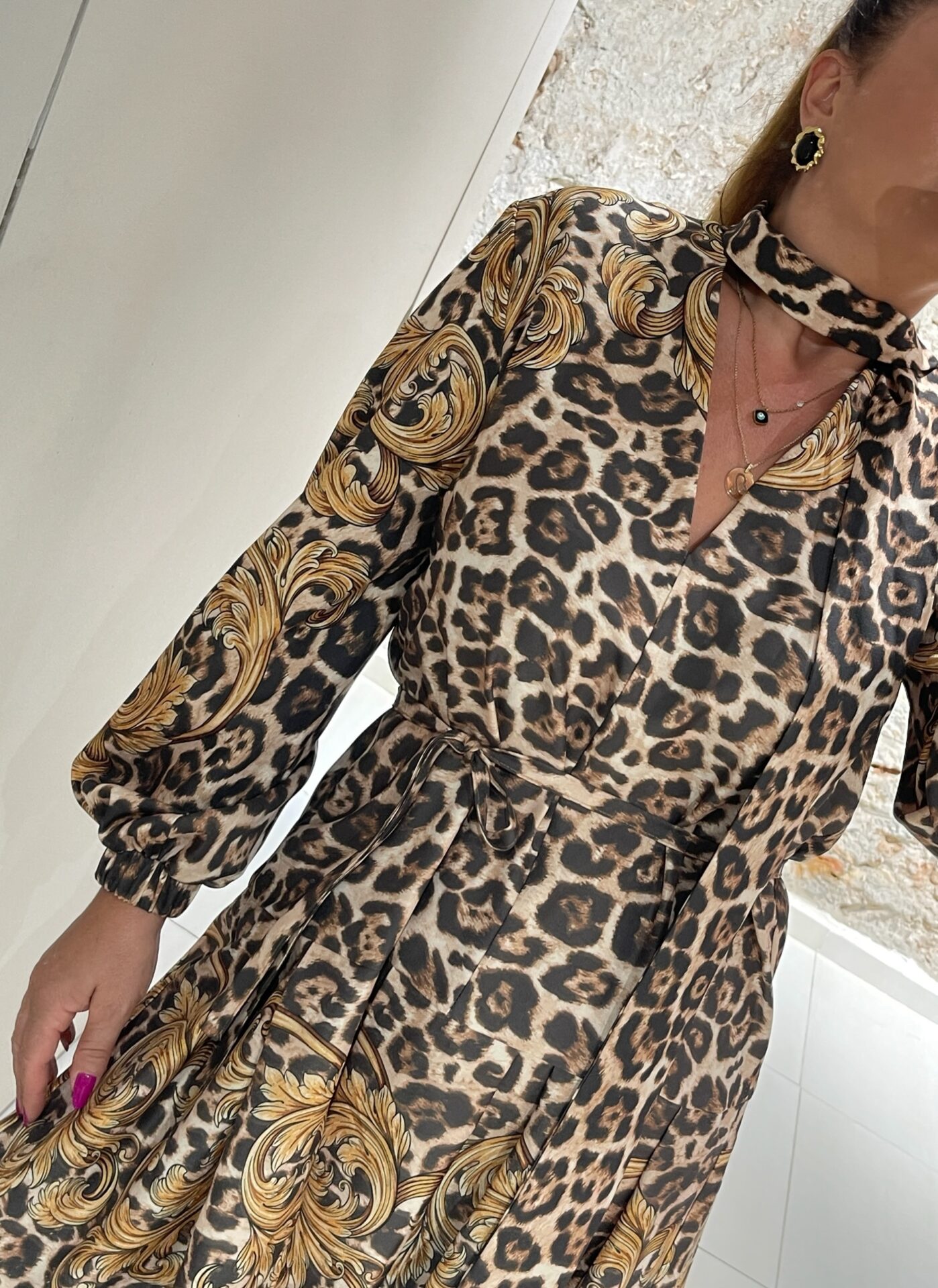 Φόρεμα animal print με δέσιμο στον λαιμό We Coss - 2022