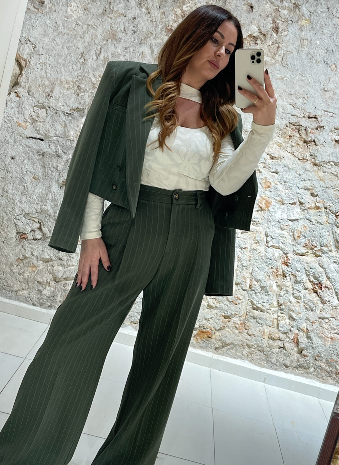 Σακάκι κοντό με μαύρες ρίγες We Coss – 3012 - Image 4