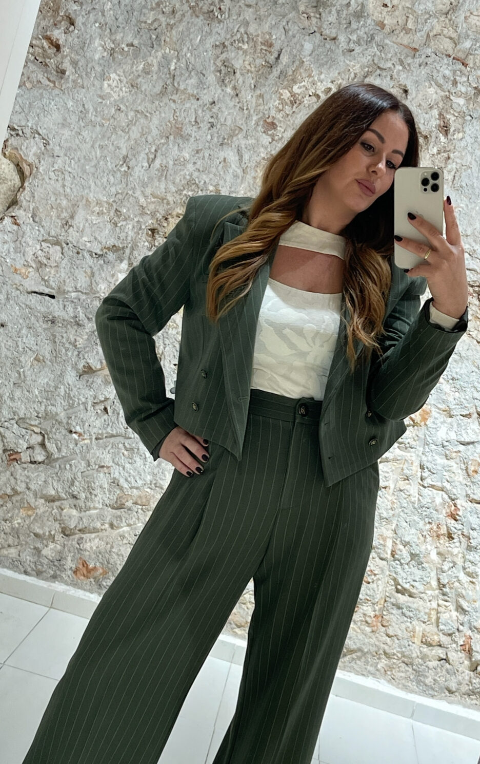 Σακάκι κοντό με μαύρες ρίγες We Coss – 3012